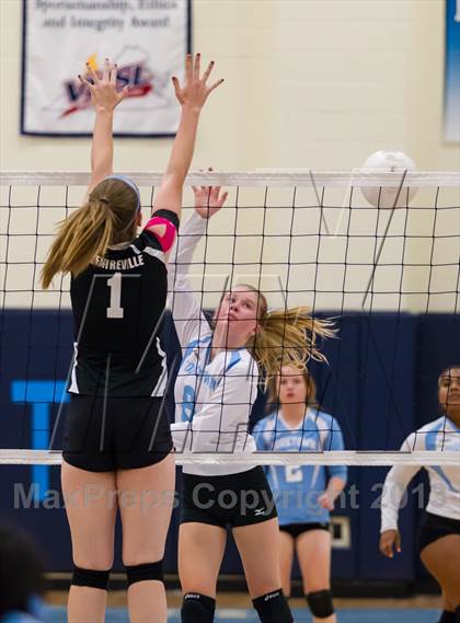 Thumbnail 3 in Centreville @ Yorktown photogallery.