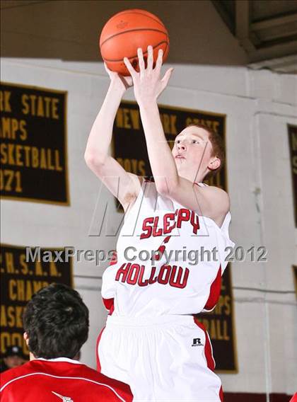 Thumbnail 3 in Sleepy Hollow vs Cardinal Spellman (Section One Super Saturday) photogallery.