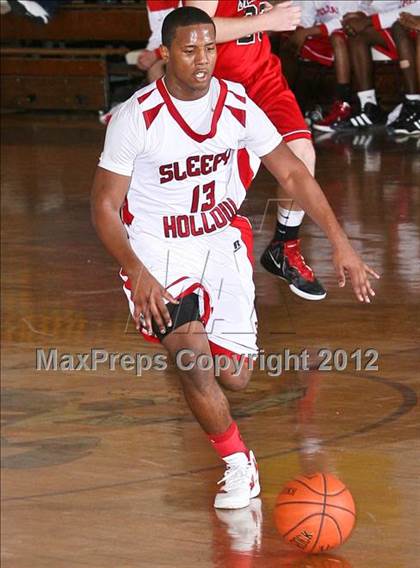 Thumbnail 1 in Sleepy Hollow vs Cardinal Spellman (Section One Super Saturday) photogallery.