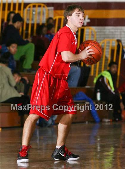Thumbnail 3 in Sleepy Hollow vs Cardinal Spellman (Section One Super Saturday) photogallery.