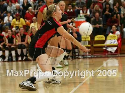 Thumbnail 3 in St. Francis vs. Rim of the World (D3 State Final) photogallery.