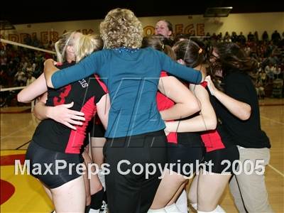 Thumbnail 1 in St. Francis vs. Rim of the World (D3 State Final) photogallery.