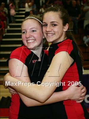 Thumbnail 2 in St. Francis vs. Rim of the World (D3 State Final) photogallery.