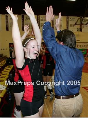 Thumbnail 2 in St. Francis vs. Rim of the World (D3 State Final) photogallery.