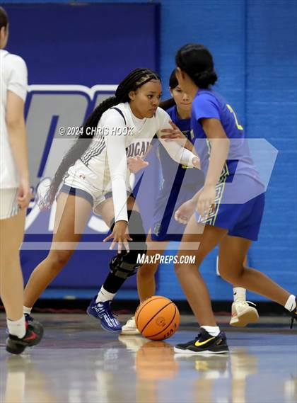 Thumbnail 2 in Baboquivari vs Sahuaro (Inferno Invitational) photogallery.