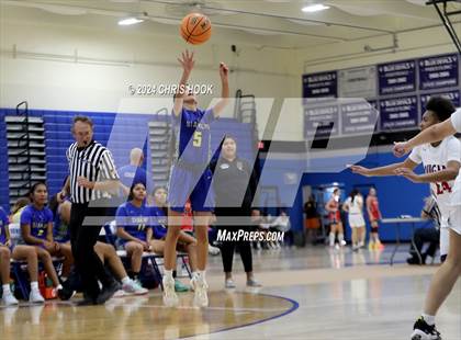 Thumbnail 2 in Baboquivari vs Sahuaro (Inferno Invitational) photogallery.