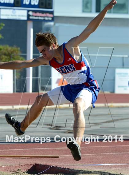 Thumbnail 2 in Reno League Track Meet photogallery.