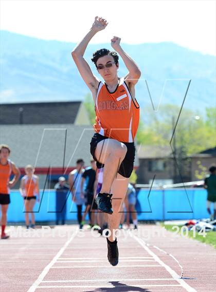 Thumbnail 2 in Reno League Track Meet photogallery.