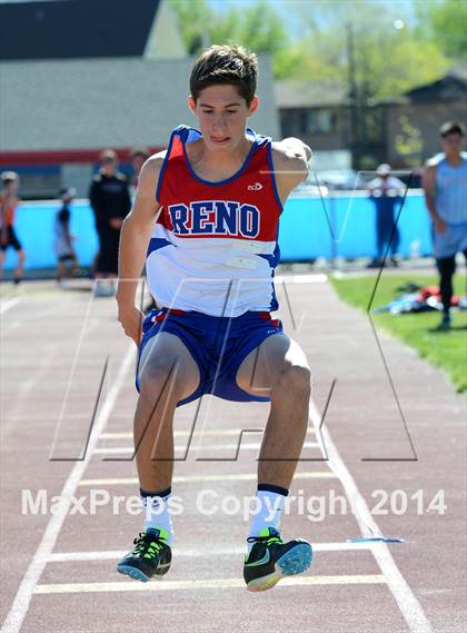 Thumbnail 3 in Reno League Track Meet photogallery.