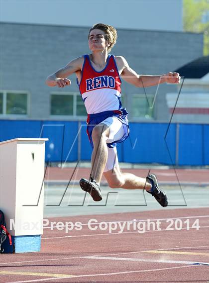 Thumbnail 3 in Reno League Track Meet photogallery.