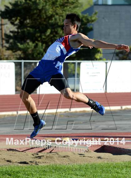 Thumbnail 2 in Reno League Track Meet photogallery.