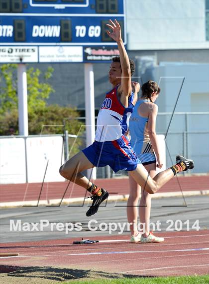 Thumbnail 3 in Reno League Track Meet photogallery.