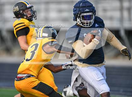 Thumbnail 2 in Lee County at Montgomery Central (Scrimmage) photogallery.