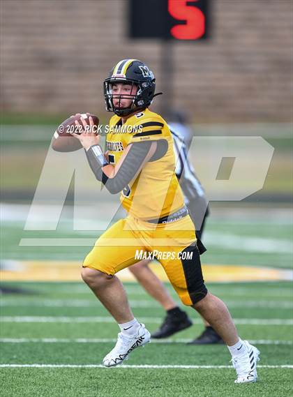 Thumbnail 1 in Lee County at Montgomery Central (Scrimmage) photogallery.