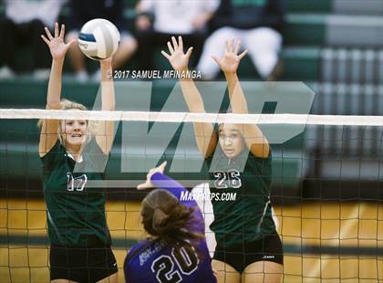 Thumbnail 3 in Grand Island @ Lincoln Southwest photogallery.