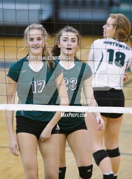 Thumbnail 3 in Grand Island @ Lincoln Southwest photogallery.