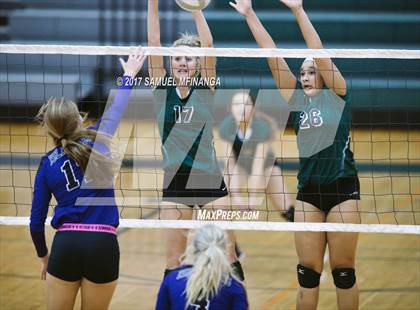 Thumbnail 3 in Grand Island @ Lincoln Southwest photogallery.