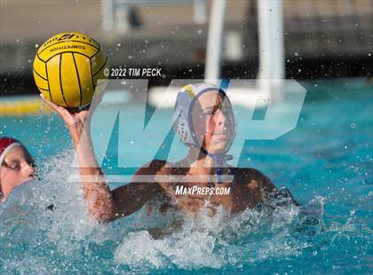Thumbnail 2 in El Toro @ Esperanza photogallery.