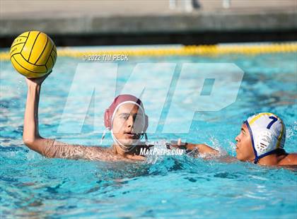 Thumbnail 3 in El Toro @ Esperanza photogallery.