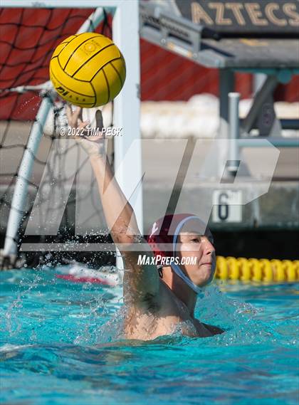 Thumbnail 3 in El Toro @ Esperanza photogallery.