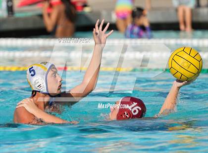 Thumbnail 2 in El Toro @ Esperanza photogallery.