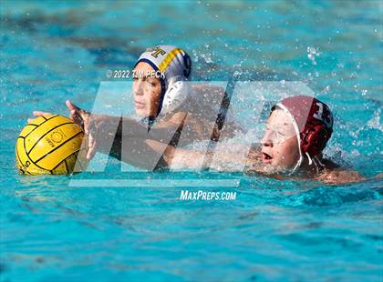 Thumbnail 3 in El Toro @ Esperanza photogallery.