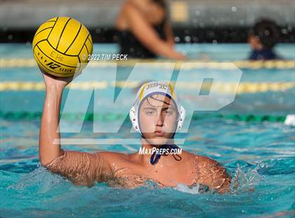 Thumbnail 2 in El Toro @ Esperanza photogallery.