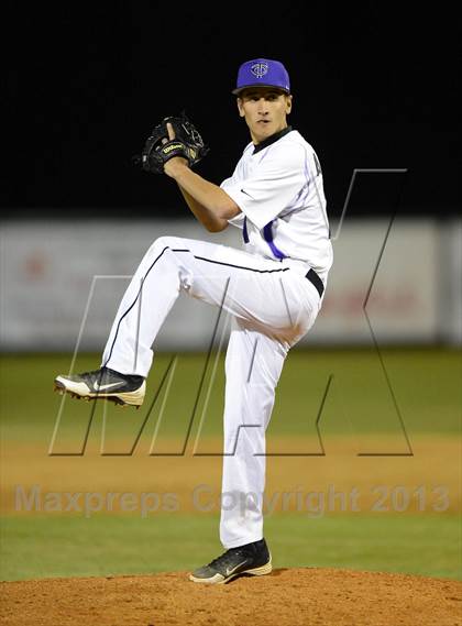 Thumbnail 1 in Oak Ridge @ Timber Creek photogallery.