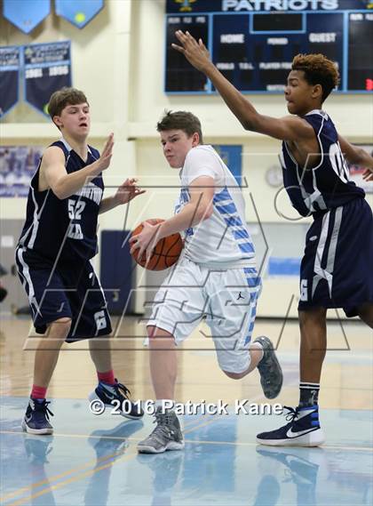 Thumbnail 1 in Washington-Lee @ Yorktown photogallery.