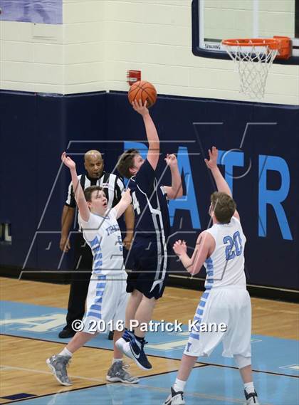 Thumbnail 3 in Washington-Lee @ Yorktown photogallery.