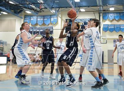 Thumbnail 1 in Washington-Lee @ Yorktown photogallery.