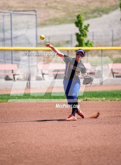 Thumbnail 3 in Coleville vs. Pahranagat Valley (NIAA Class 1A State Playoff Game 3) photogallery.