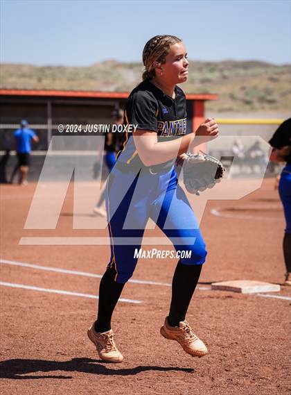 Thumbnail 3 in Coleville vs. Pahranagat Valley (NIAA Class 1A State Playoff Game 3) photogallery.