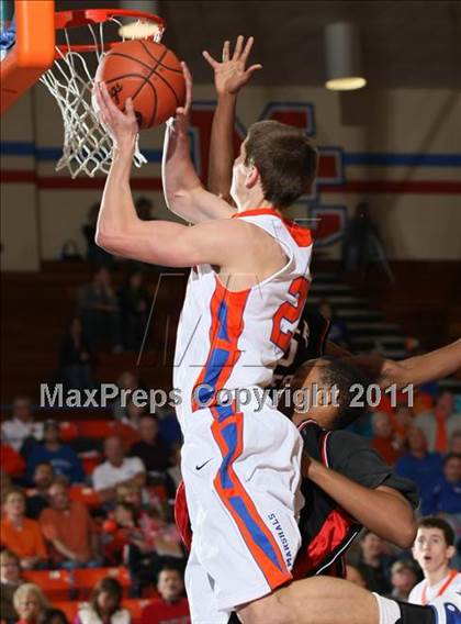 Thumbnail 1 in Middle College vs. Marshall County (Marshall County Hoopfest) photogallery.
