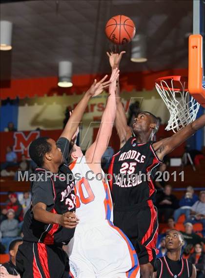 Thumbnail 1 in Middle College vs. Marshall County (Marshall County Hoopfest) photogallery.