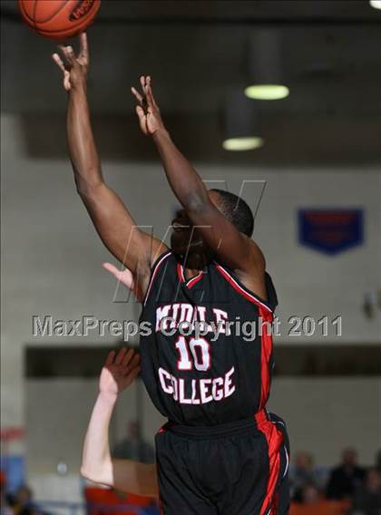 Thumbnail 3 in Middle College vs. Marshall County (Marshall County Hoopfest) photogallery.
