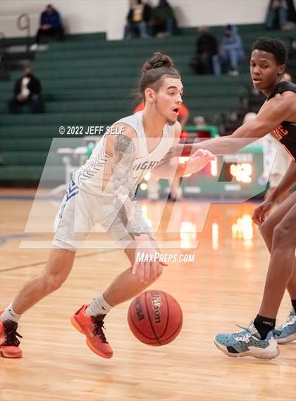 Thumbnail 3 in Peninsula Catholic vs. Hargrave Military Academy photogallery.