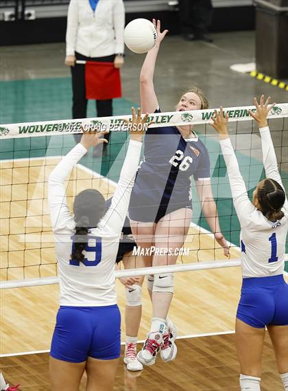 Thumbnail 2 in Mountain Crest vs. Dixie (UHSAA 4A  Consolation Bracket) photogallery.