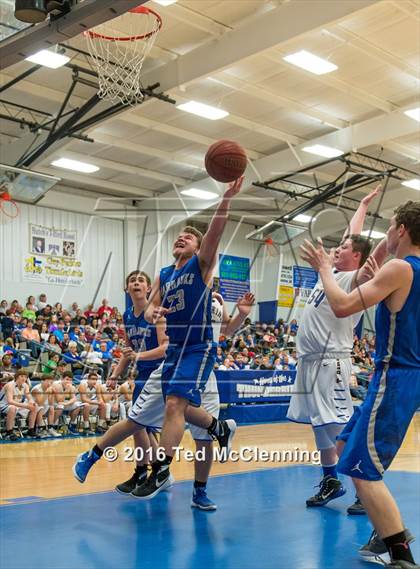 Thumbnail 2 in Mt. Vernon - Enola @ Guy Perkins (AAA 1A District Playoff) photogallery.