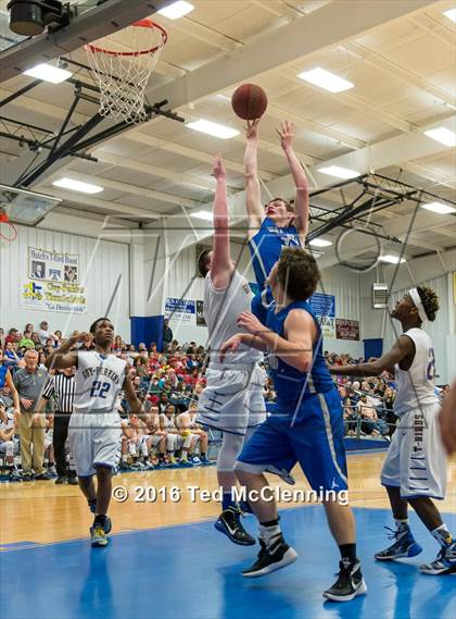 Thumbnail 2 in Mt. Vernon - Enola @ Guy Perkins (AAA 1A District Playoff) photogallery.