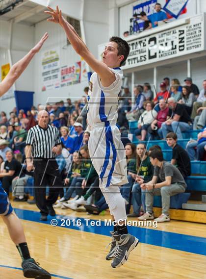 Thumbnail 2 in Mt. Vernon - Enola @ Guy Perkins (AAA 1A District Playoff) photogallery.