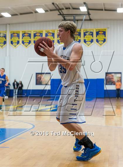 Thumbnail 3 in Mt. Vernon - Enola @ Guy Perkins (AAA 1A District Playoff) photogallery.