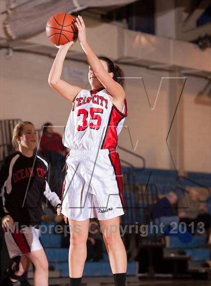 Thumbnail 2 in Freehold Boro vs. Ocean City (NJSIAA Group 3 Semifinals) photogallery.