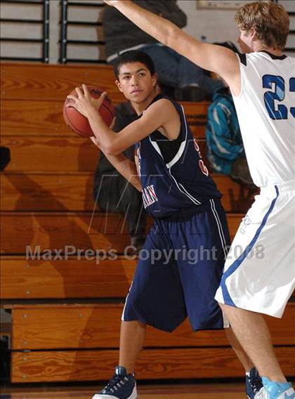 Thumbnail 1 in Wilton Christian vs. Sacramento Waldorf (Waves Invitational) photogallery.