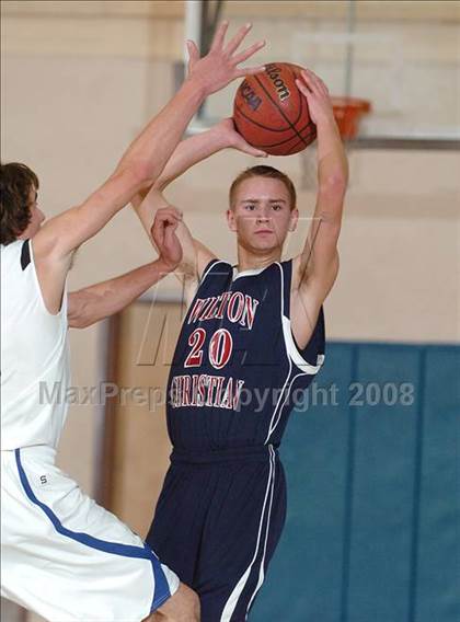 Thumbnail 2 in Wilton Christian vs. Sacramento Waldorf (Waves Invitational) photogallery.