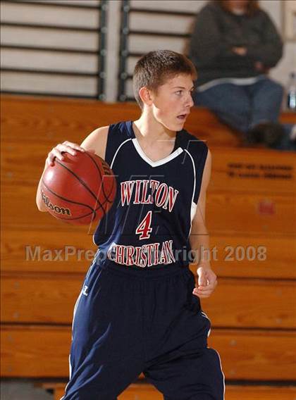 Thumbnail 1 in Wilton Christian vs. Sacramento Waldorf (Waves Invitational) photogallery.