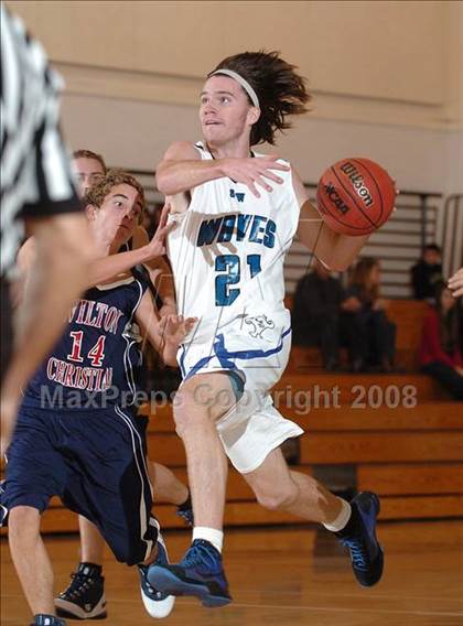 Thumbnail 2 in Wilton Christian vs. Sacramento Waldorf (Waves Invitational) photogallery.