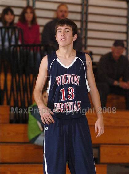Thumbnail 2 in Wilton Christian vs. Sacramento Waldorf (Waves Invitational) photogallery.