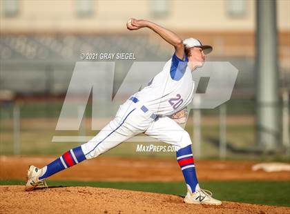 Thumbnail 1 in Moore @ Duncan photogallery.