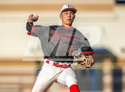 Thumbnail 2 in Moore @ Duncan photogallery.